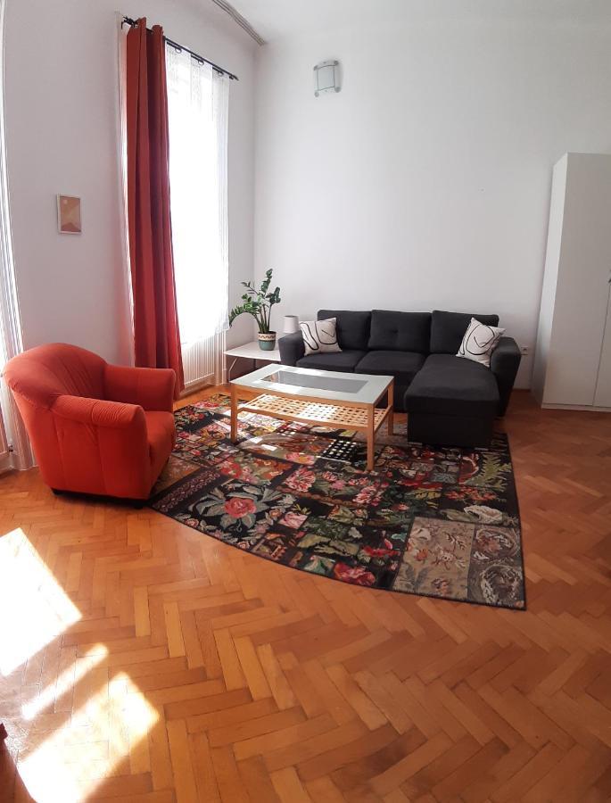Citypark Classic Downtown Apartment Будапеща Екстериор снимка