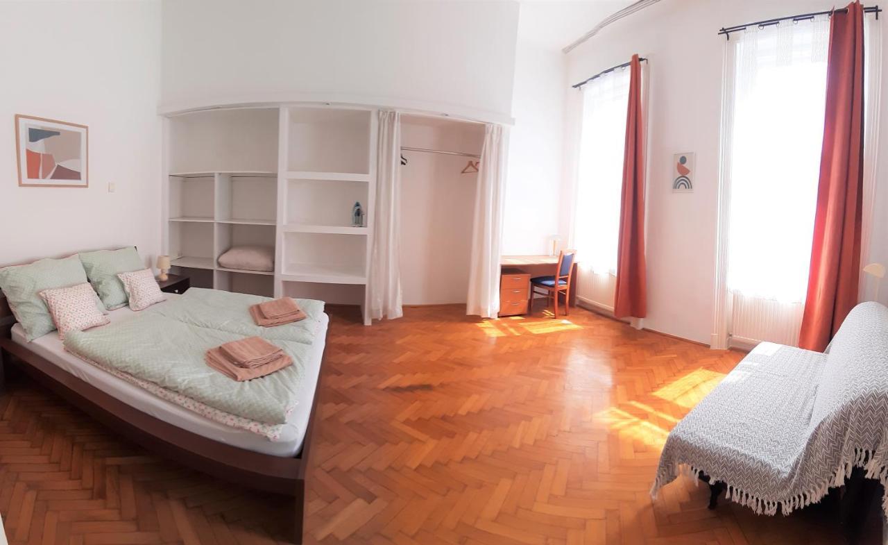 Citypark Classic Downtown Apartment Будапеща Екстериор снимка