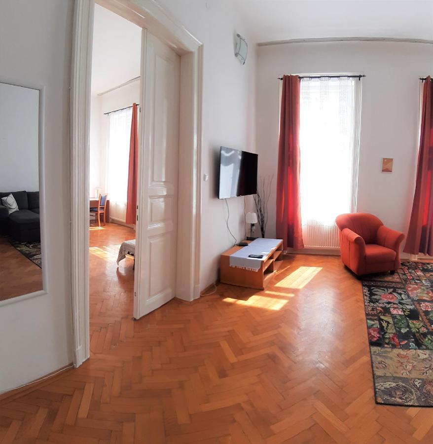 Citypark Classic Downtown Apartment Будапеща Екстериор снимка