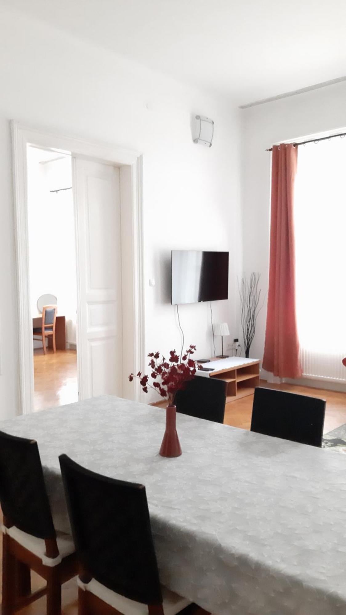 Citypark Classic Downtown Apartment Будапеща Екстериор снимка